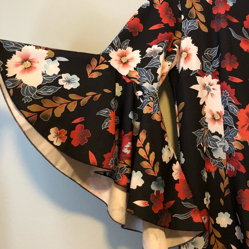 Almatrichi Black Floral Ruffle Sleeve Dress - XL - Picture 5 of 9